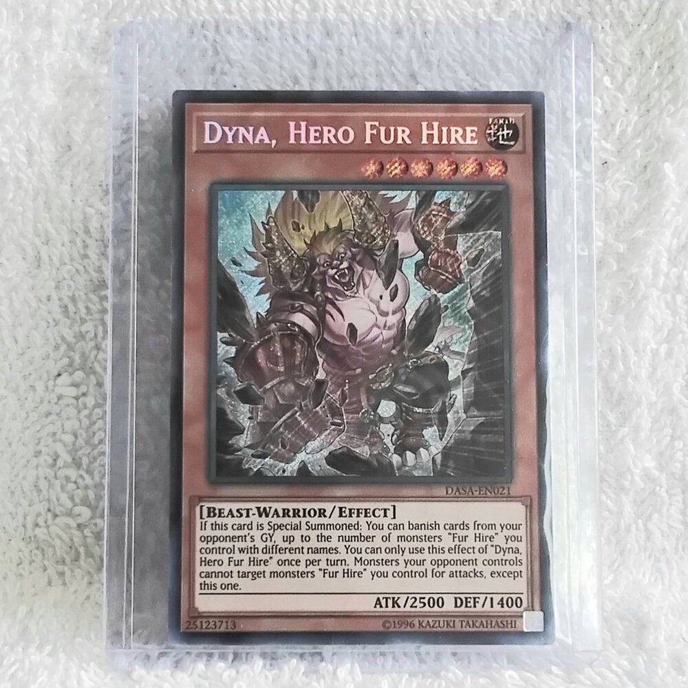 3/$35 Mint 1996 Yu-Gi-Oh! Dyna, Hero Fur Hire DASA-EN021 SECR Holo 2nd Ed Card!!